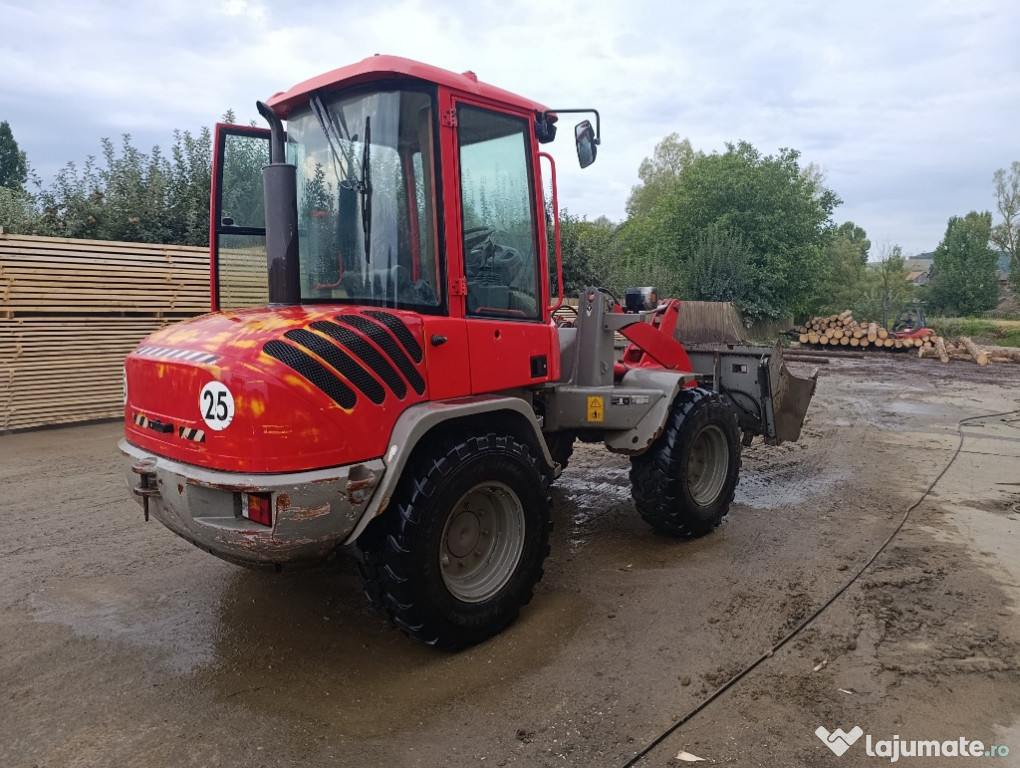 Incarcator frontal Volvo L30B