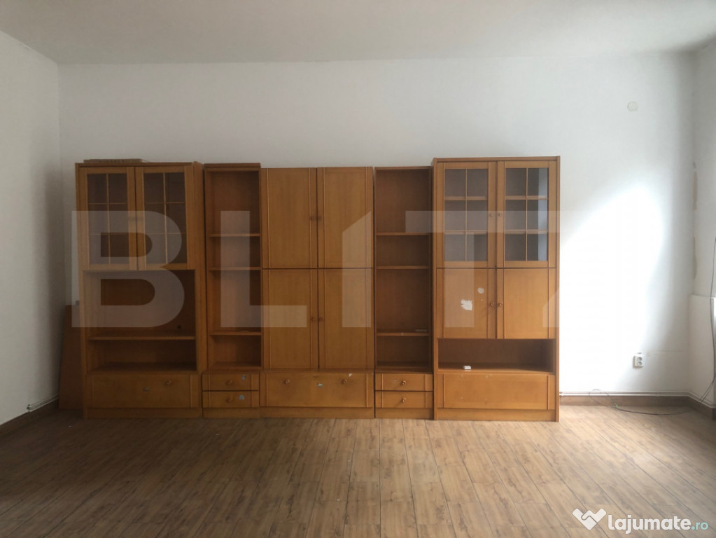 De inchiriat spatiu de birouri/comercial, 76,32, zona Centr
