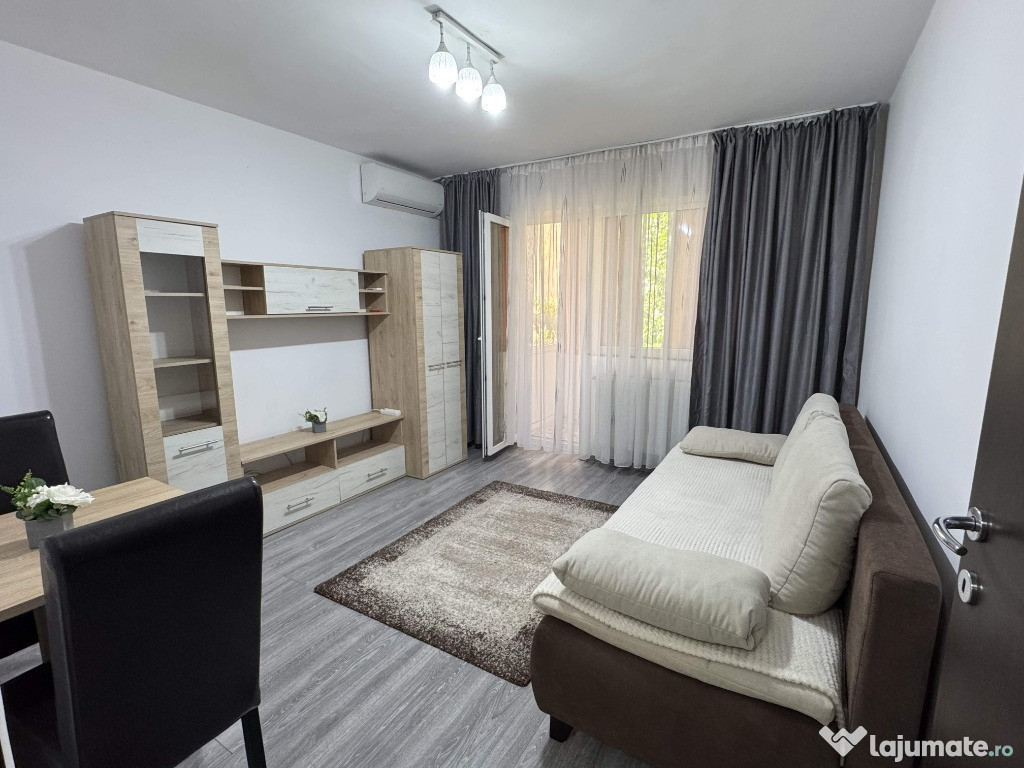 2 cam, et. 3, 37 mp, renovat, mobilat+utilat, zona Crisan