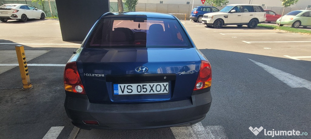 Hyundai Accent - Funcționează foarte bine, fără probleme.