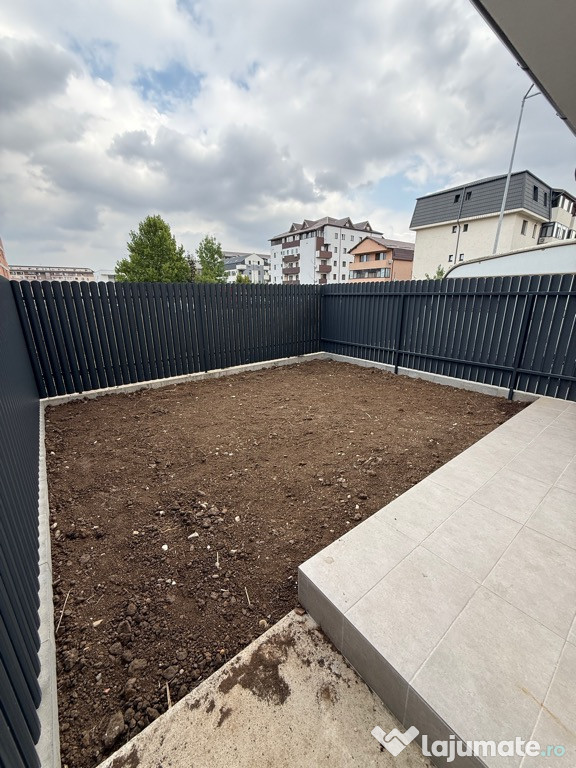 Apartament 3 camere LA PARTER - cu terasă, balcon și curte privată