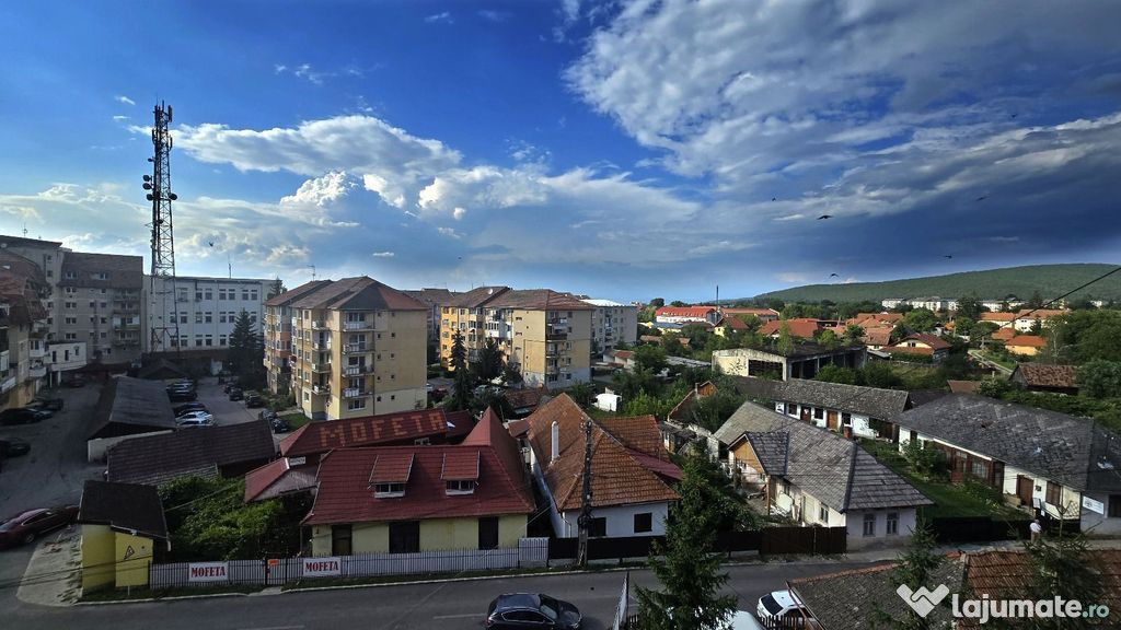 Apartament 2 camere, 43mp,decomandat,ultracentral,Covasna