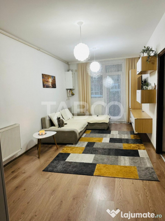 Apartament cu 3 camere de vanzare decomandat in zona Iris