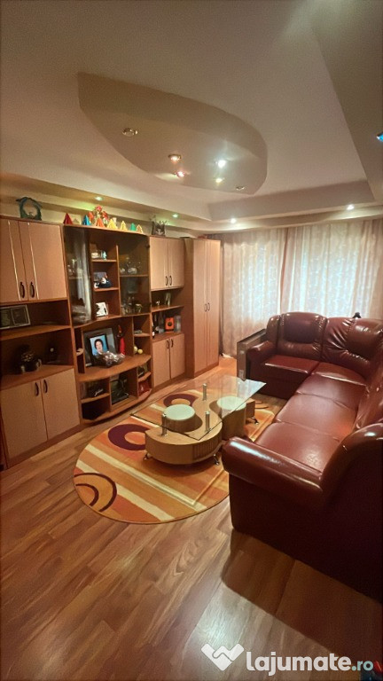 Apartament 3 camere Bld. Dacia,Mioveni mobilat/utilat