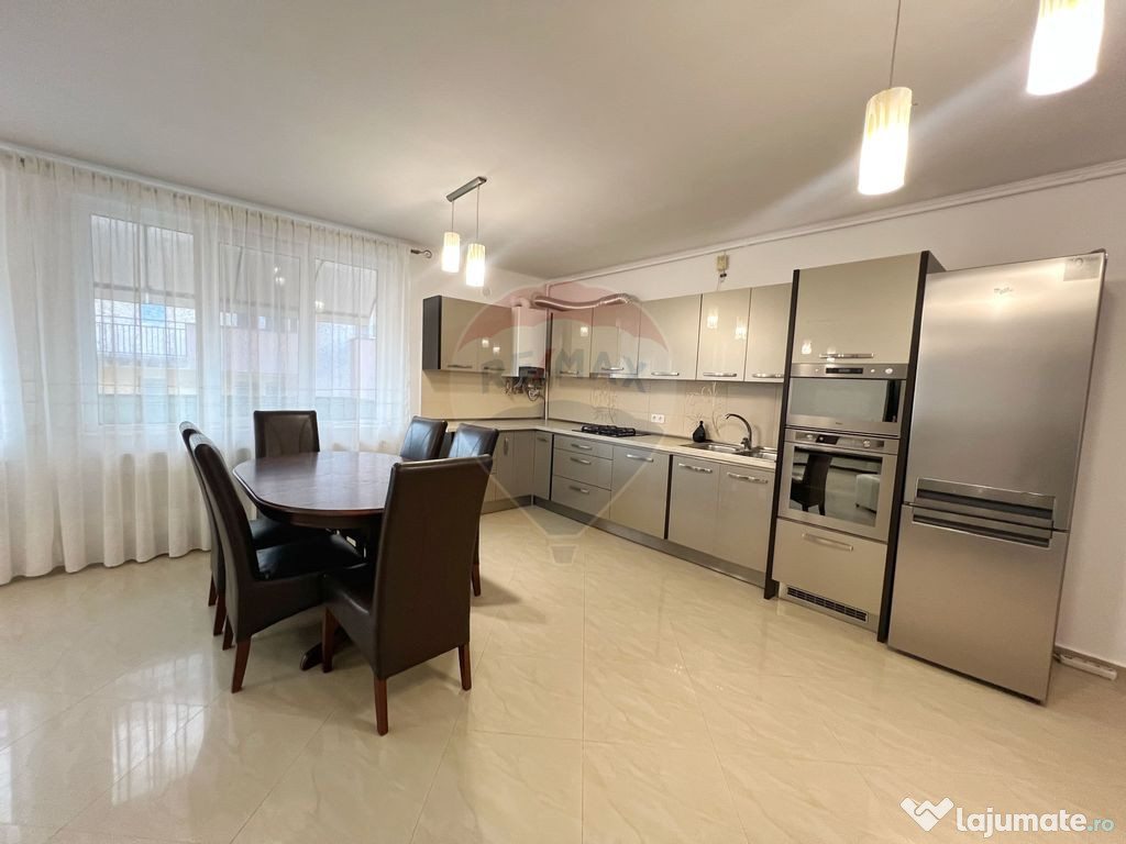Apartament de lux de închiriat
