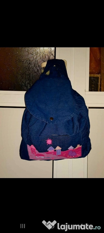 Ghiozdan din denim