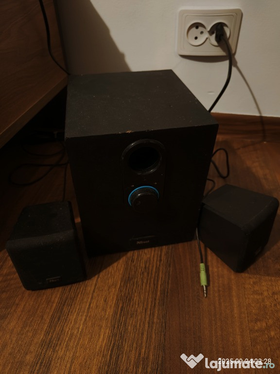 Sistem audio 2.1 Trust, se aude f clar si tare