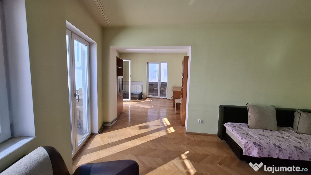 [PIATA DOROBANTI] Apartament cu 3 camere -89 MP- Centrala Proprie