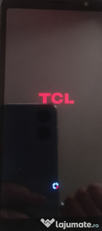 Vând telefon tcl