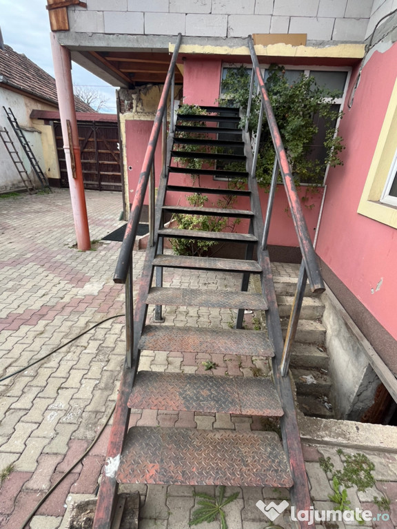 SCARA METALICĂ stare f bună