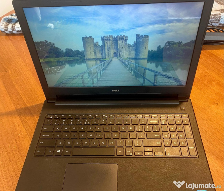 Laptop Dell Inspiron 3552 cu procesor Intel Pentium Braswell N3710