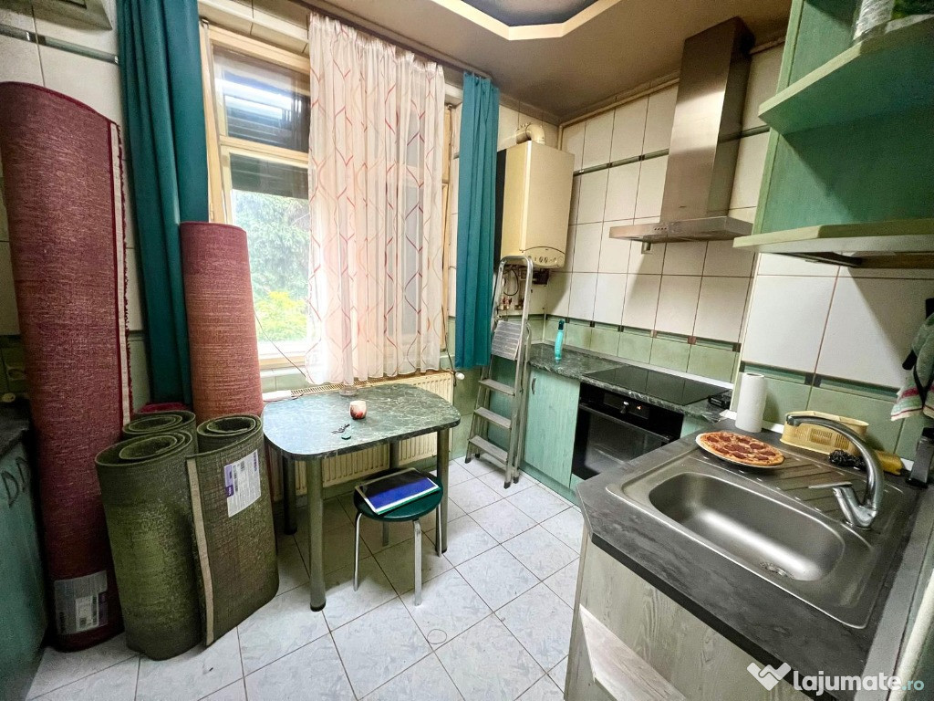 C/1554 De vânzare apartament cu 2 camere în Tg Mureș - Semicentral