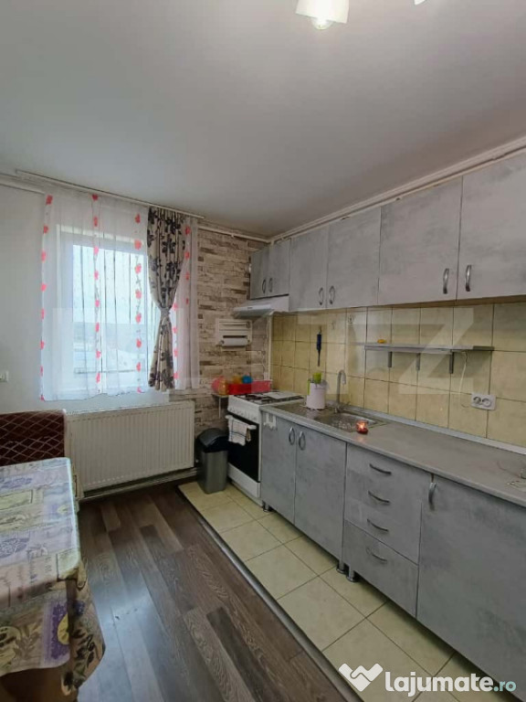 Apartament 4 camere,Turnisor
