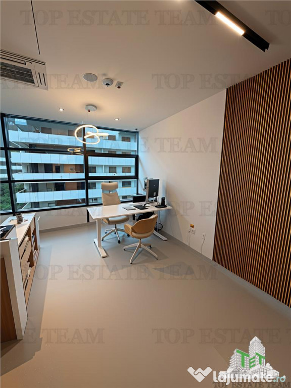 Spatiu office de /Hyperion Towers