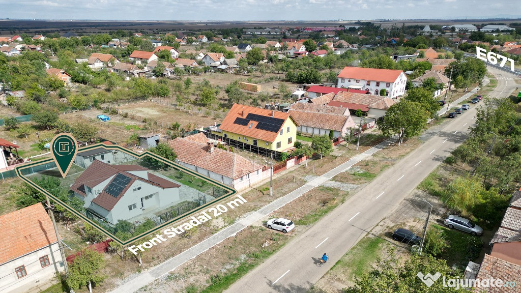 Casă nouă modernĂ, la cheie, cu 5 camere, cu fotovoltaICE, în Vinga