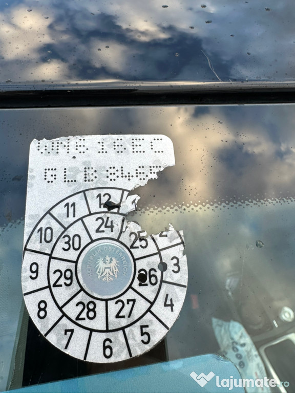 Vind Mercedes E- clas in stare foarte buna de funtionare