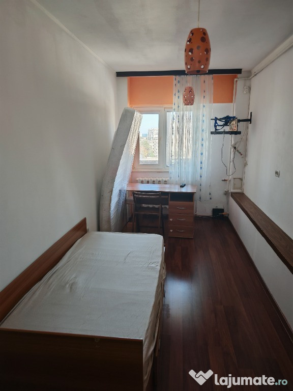 Închiriez apartament 2 camere