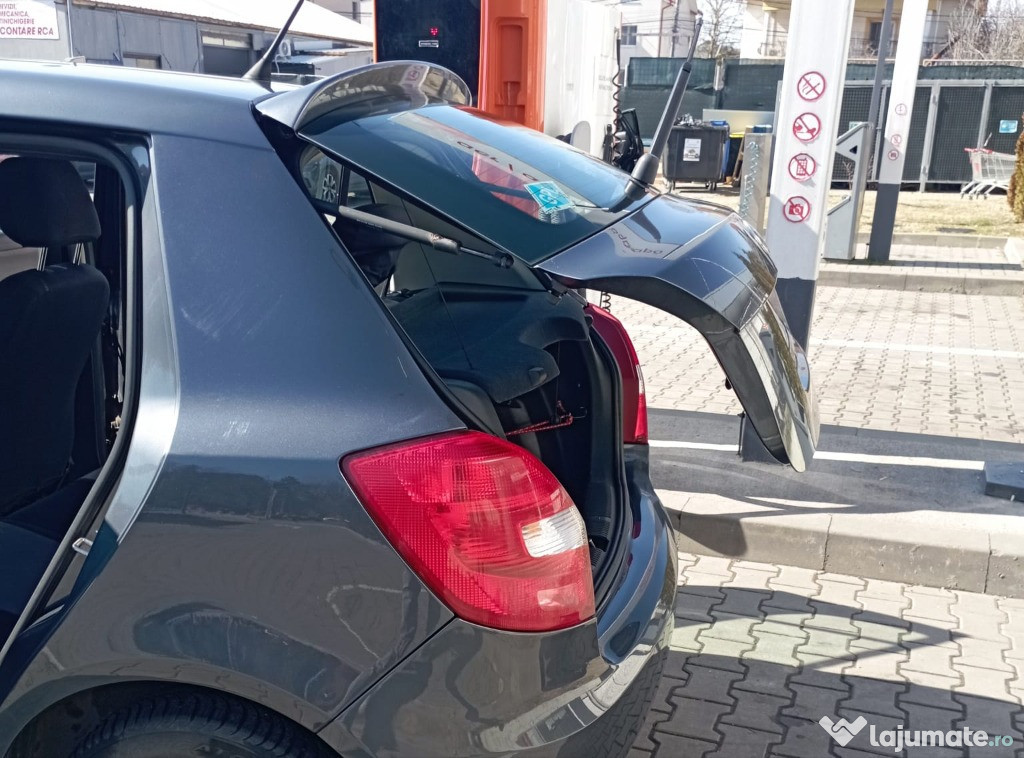 Skoda Fabia 1, 2011