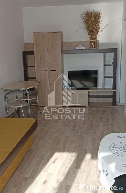 Garsoniera de 27 mp in zona Soarelui, centrala termica