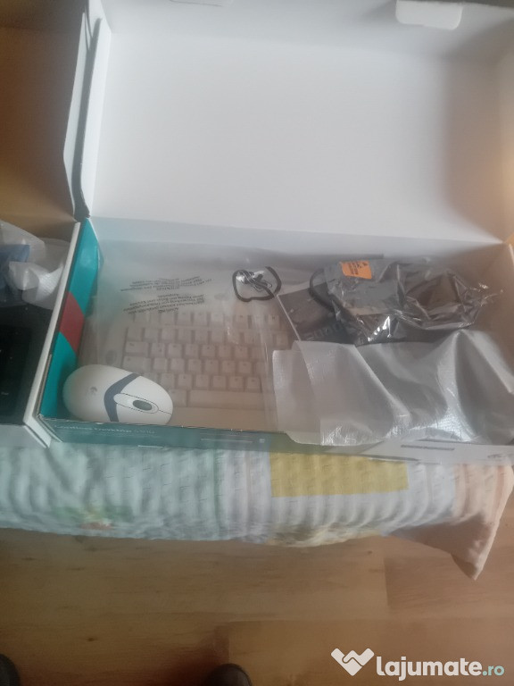 Vând tastaturi noi nouțe