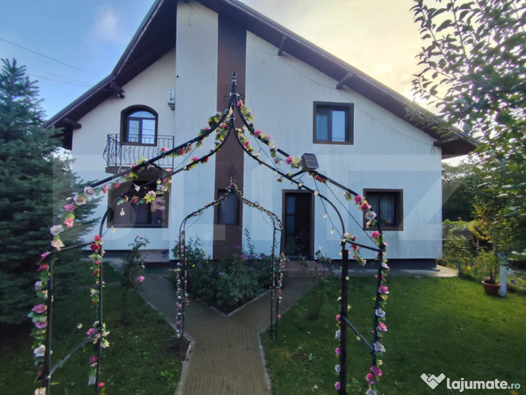 Casa 2 in 1, pentru 2 familii, 130 mp utili, Lunca Cetatuii