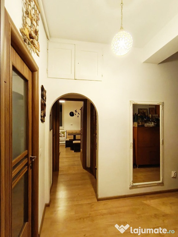 Vanzare apartament 2 camere, 57 mp, Mihai Eminescu Ploiesti Sud