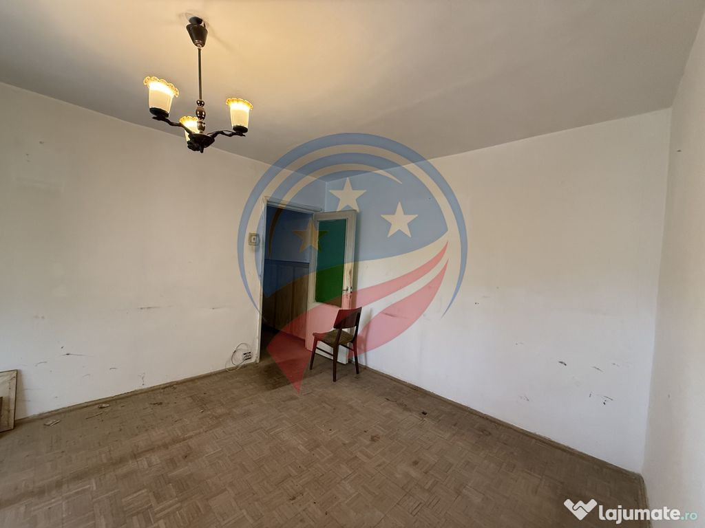 Apartament 3 camere de vanzare in George Enescu/Craiova