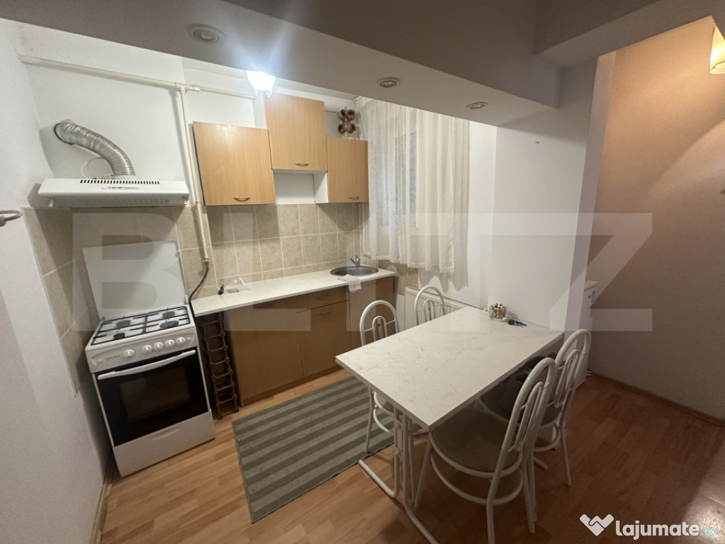 Apartament 2 camere, decomandat, 40 mp