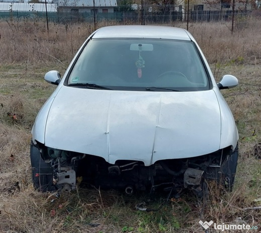 Dezmembrez SEAT LEON 1M1 1.6i 16V (05.2004) ~ Tip motor BCB