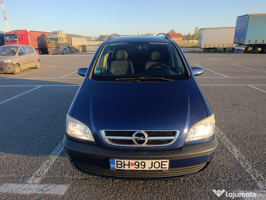 Vând Opel Zafira A