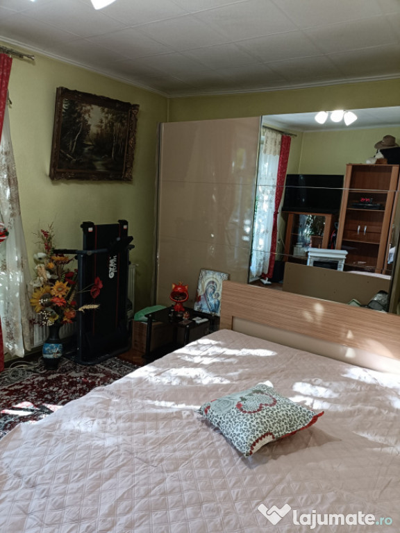 Garsoniera decomandata parter Ramada libera