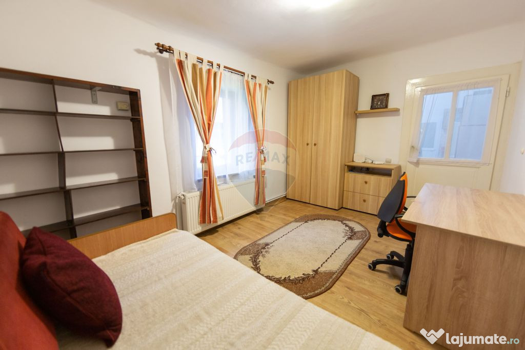 Casă individuală renovată în zona centrului vechi –...