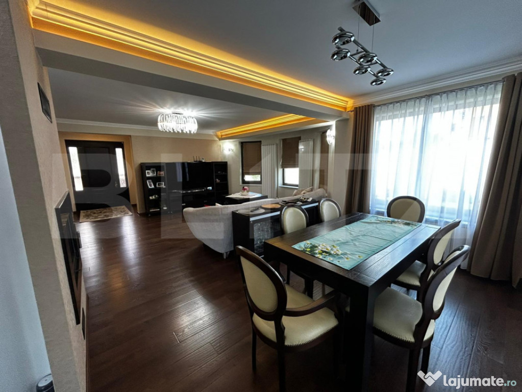 Casa cu piscina, 5 dormitoare, sistem smart home