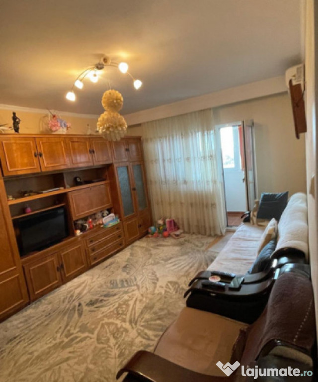 Apartament 3 camere zona Tomis Nord, Constanta