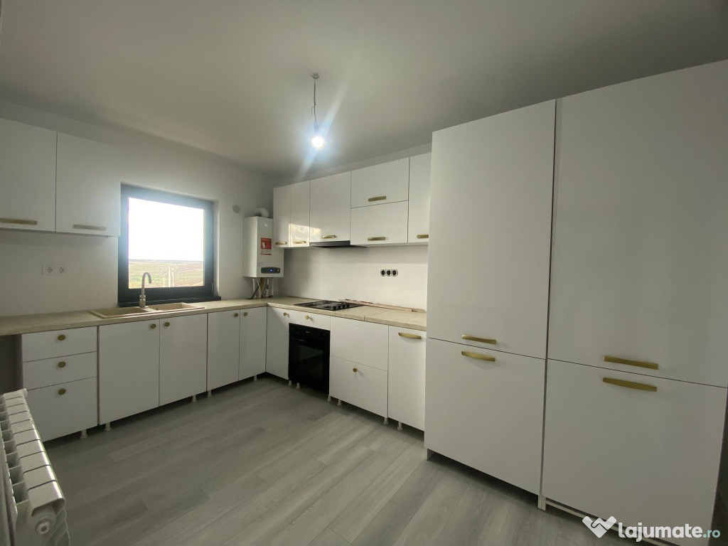 Apartament 2 camere semidecomandat, 65mp, prima închiriere
