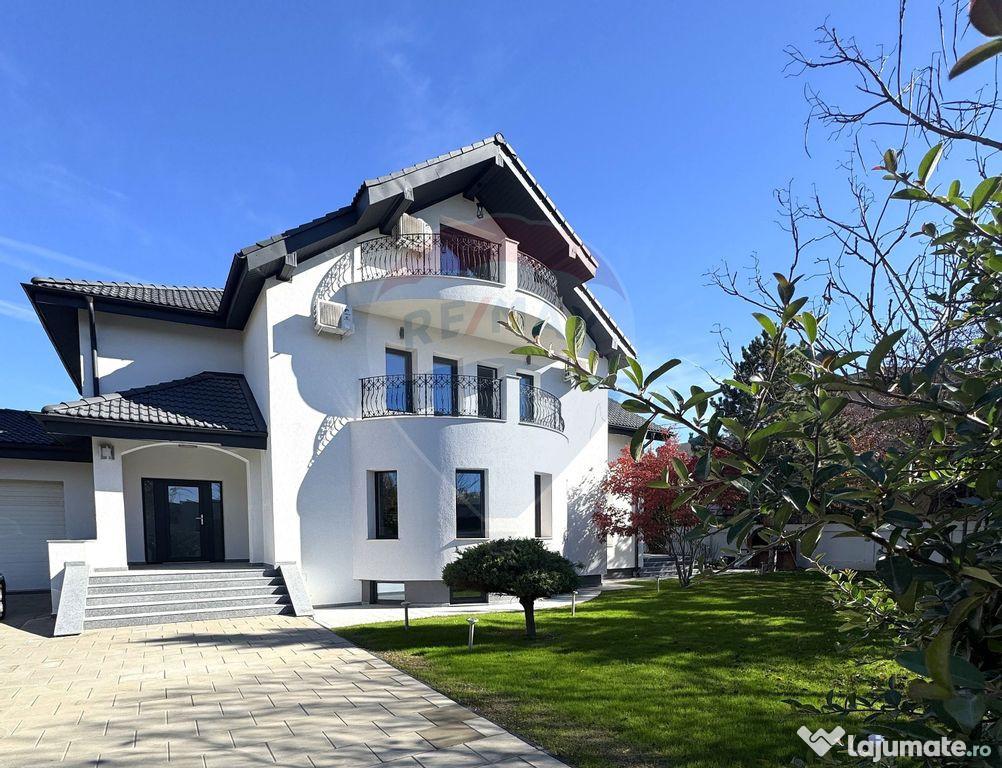Vila individuala, 7 camere, 2 garaje, curte - Pipera, Cor...