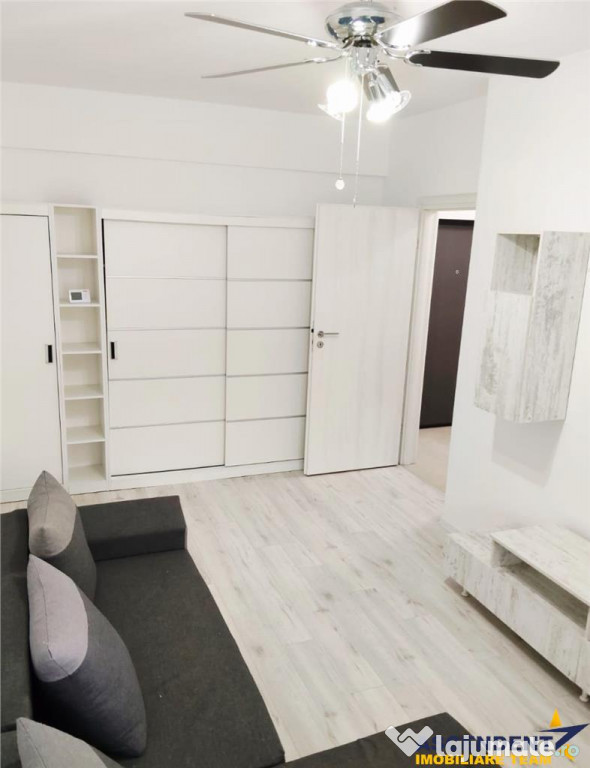 Apartament doua camere, decomandat, proximitate Coresi, T