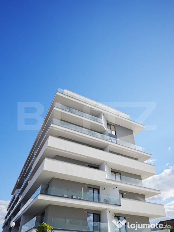 Apartament 3 camere, finisat lux, bloc nou, zona de Sud