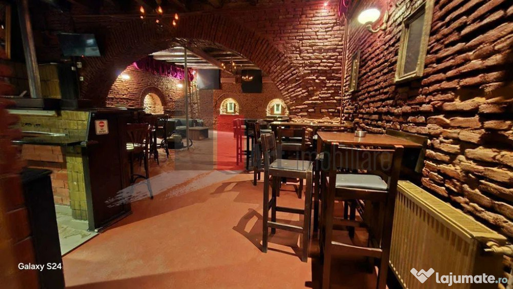 Spatiu comercial (club) de inchiriat in zona Armeneasca/R...