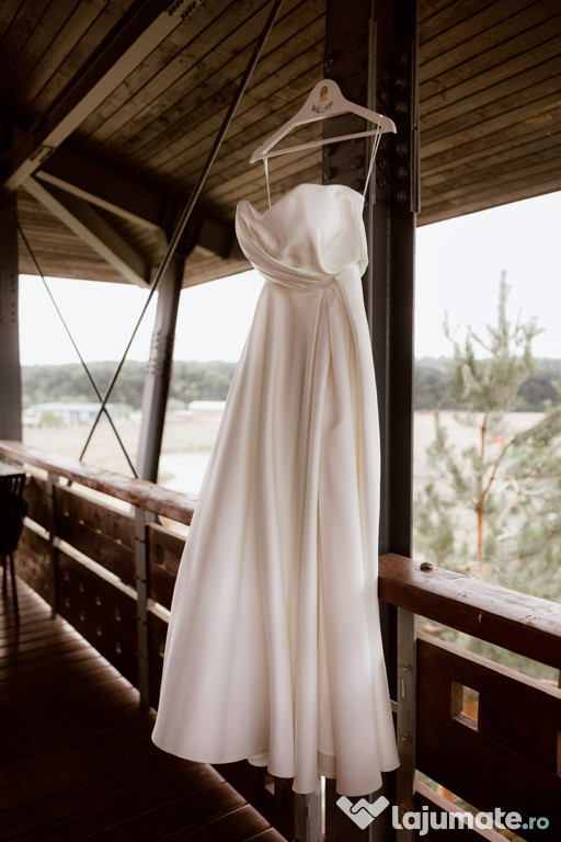 Rochie de mireasa corset