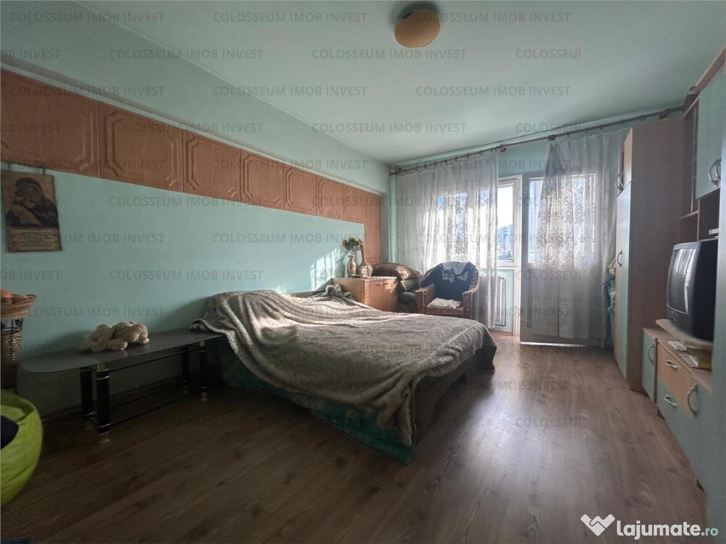 Apartament decomandat, spatios, insorit, etaj 2/4, Tractorul Cerna!