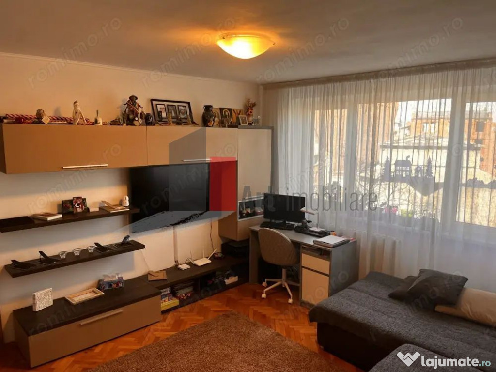 APARTAMENT 3 CAMERE STEFAN CEL MARE - OBOR