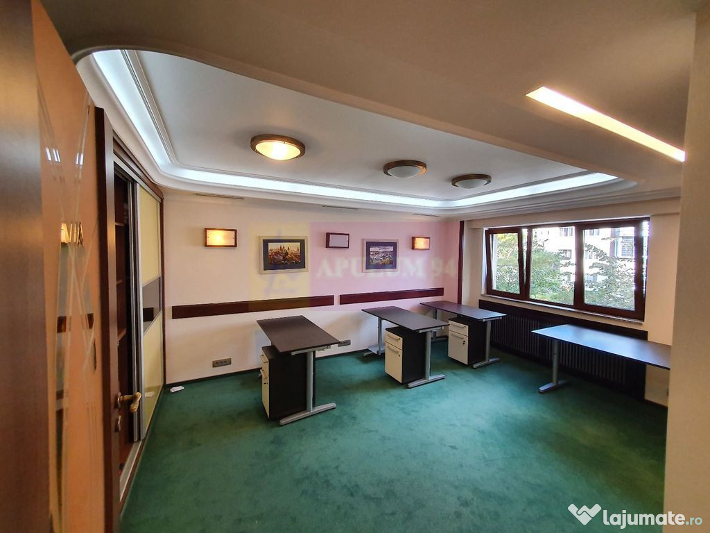 Apartament cu 3 camere de vanzare in Campina - Zona ultra...