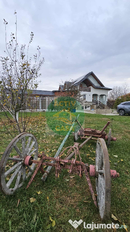 Vila de vanzare, eteren 1850 mp teren