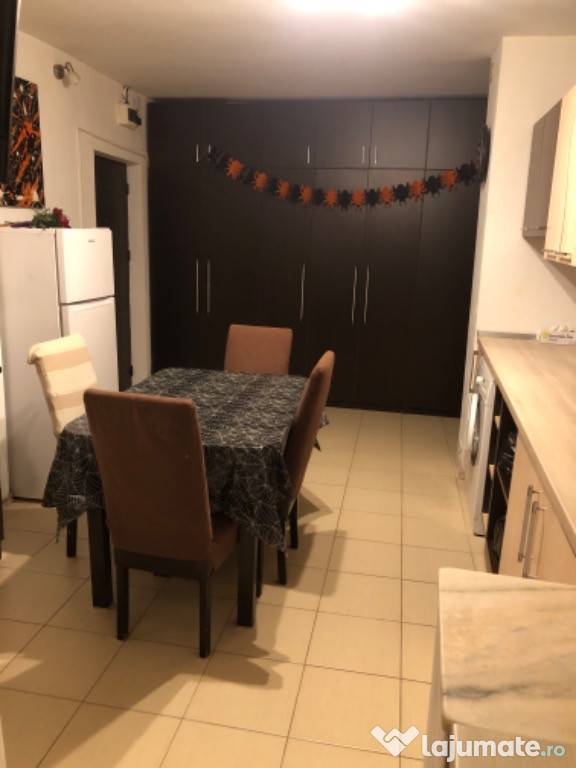 Inchiriez apartament 2 camere, Fratii Golesti