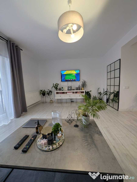 Apartament 2 camere,finisat si mobilat,zona Razoare,comision 0!!!