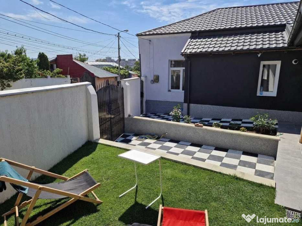 Casa complet renovata – ideala pentru locuinta, birouri...