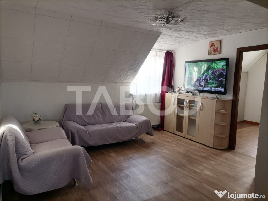 Apartamen 3 camere cu balcon etaj 3 in zona Trei Stejari de