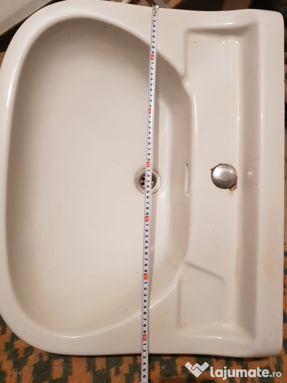 Vând chiuvetă mare