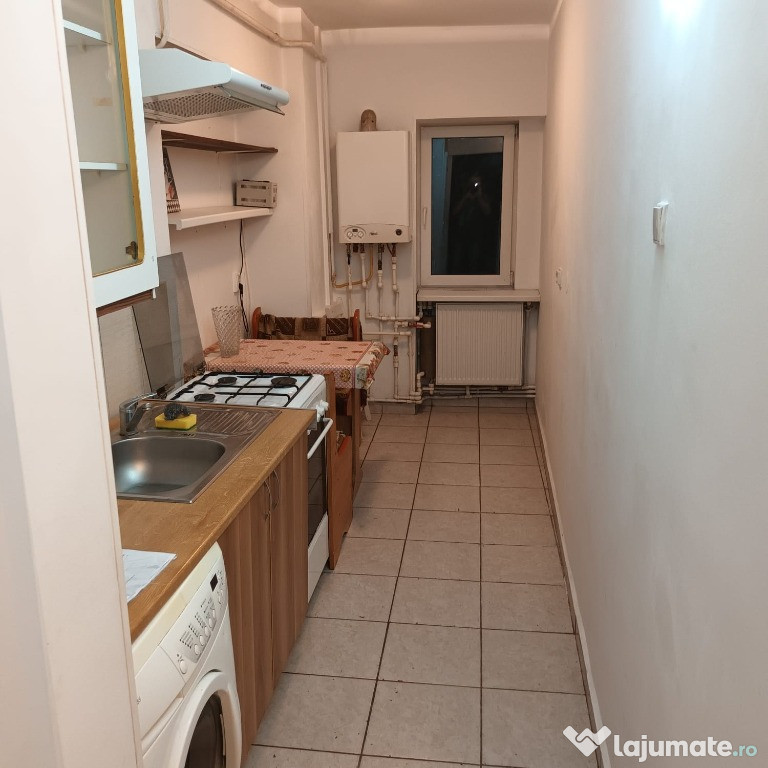 Apartament 1 cameră decomandat, Rond Vechi Nicolina, -Decomandat - blo
